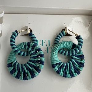 NIB stella & dot doubletake macrame interlock hoop earrings blues 2 in 1